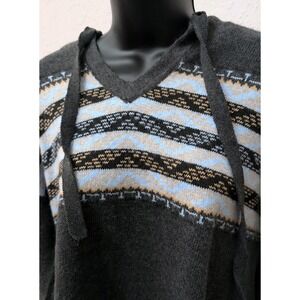 C&C‎ California Baja Stripe Style Hoodie Sweater Grey Size Medium NWT